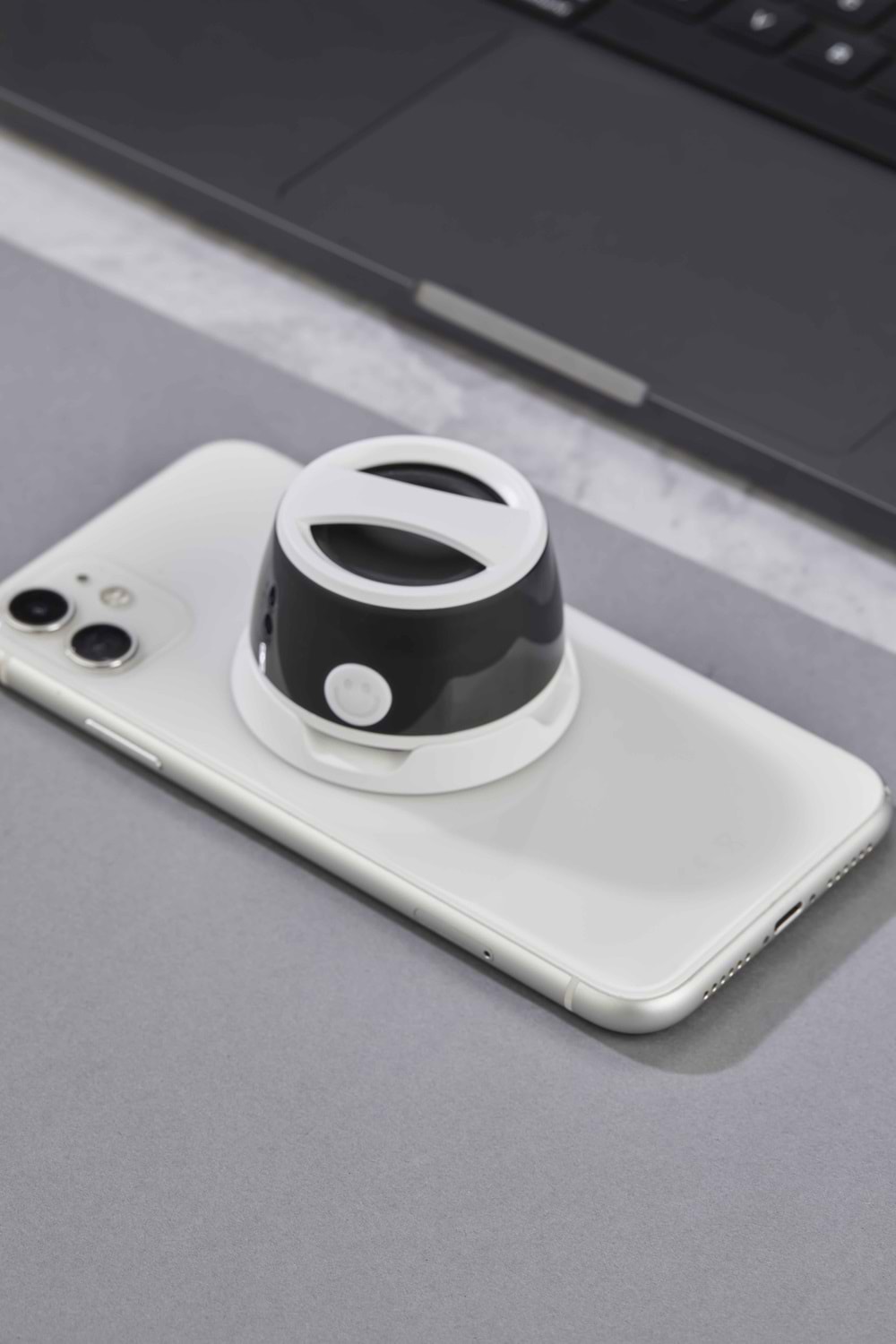 STANDLI BLUETOOTH HOPARLÖR BEYAZ