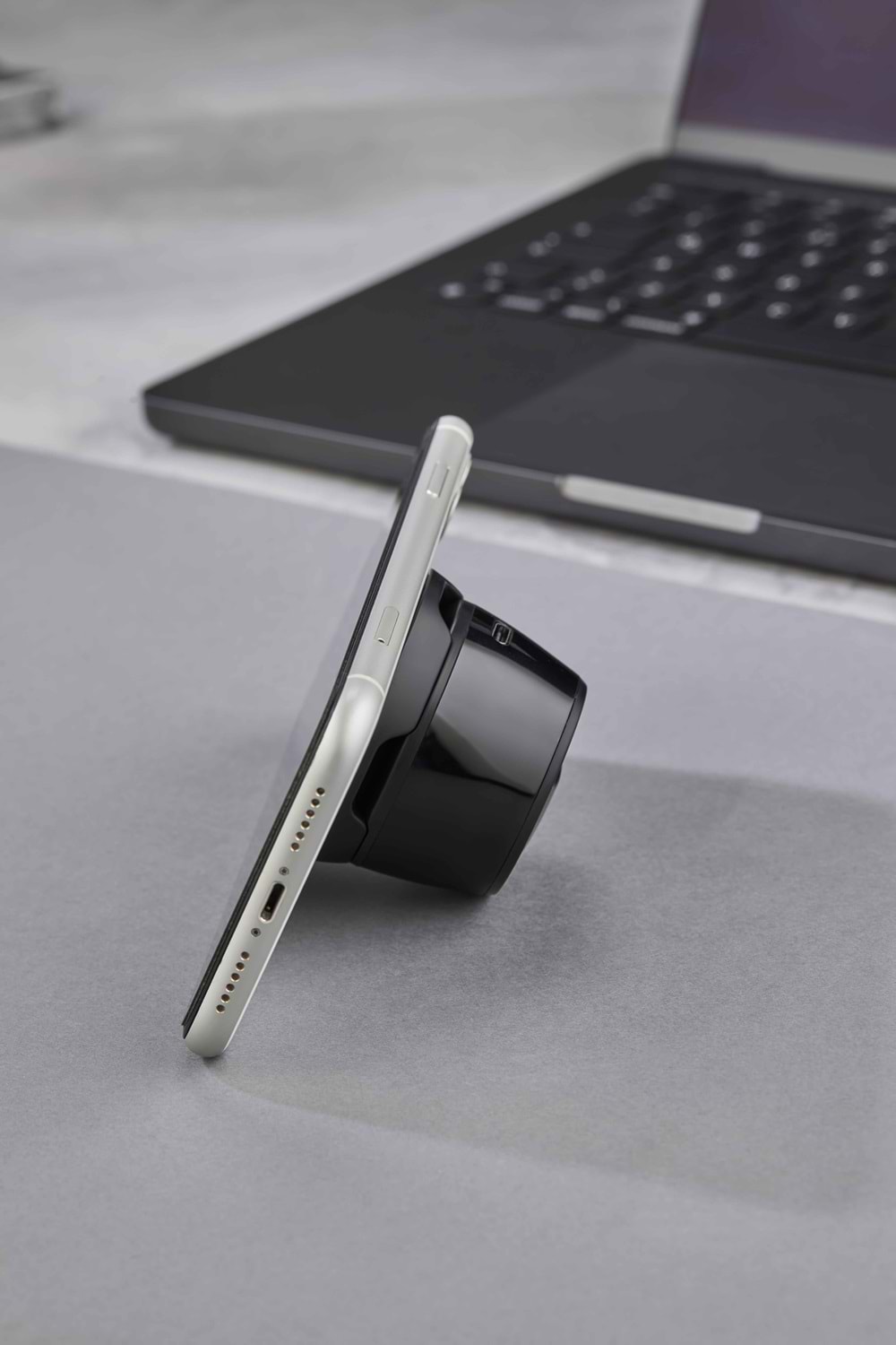 STANDLI BLUETOOTH HOPARLÖR SİYAH