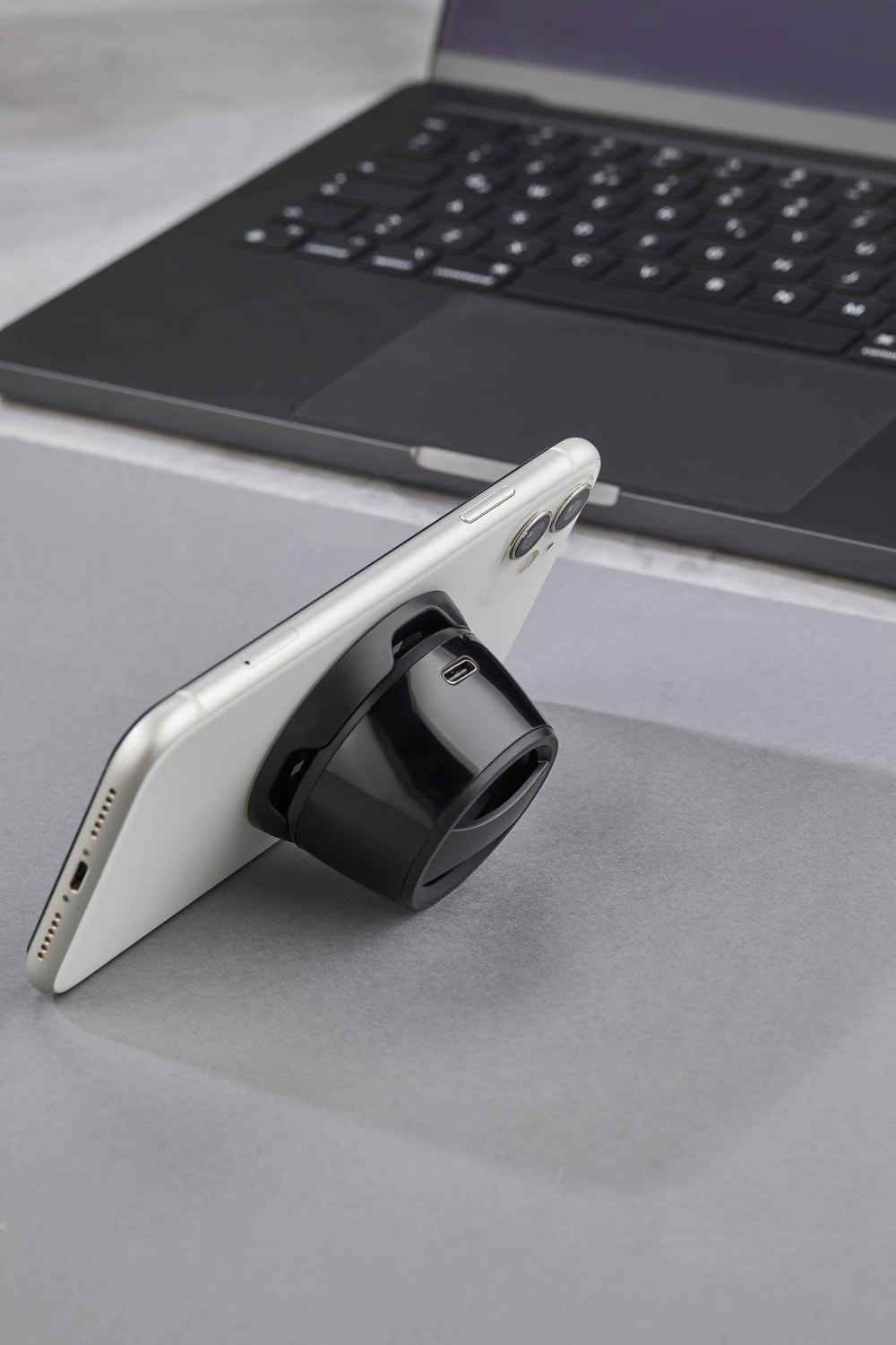 STANDLI BLUETOOTH HOPARLÖR SİYAH