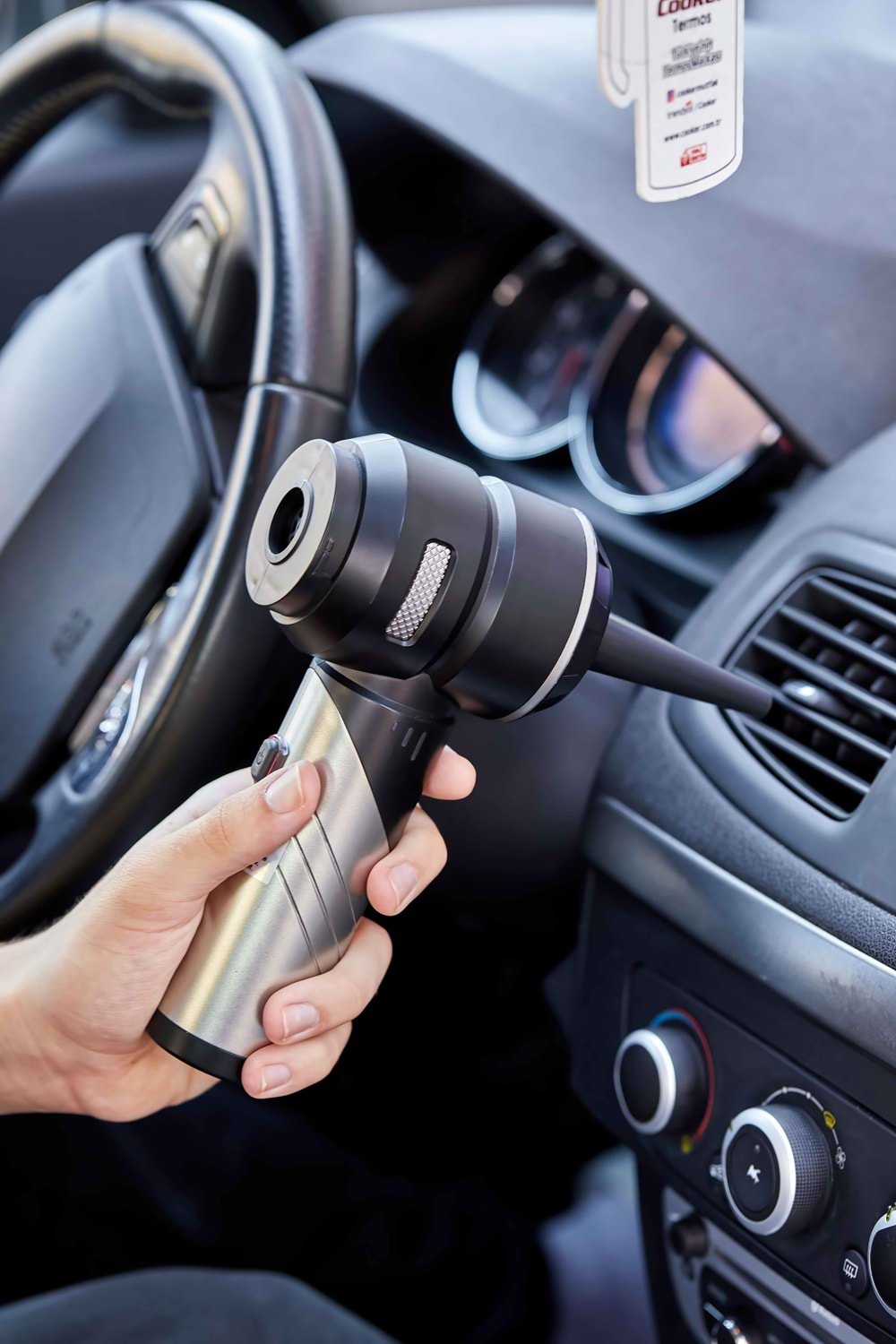 VAKUMLU OTO SÜPÜRGESİ